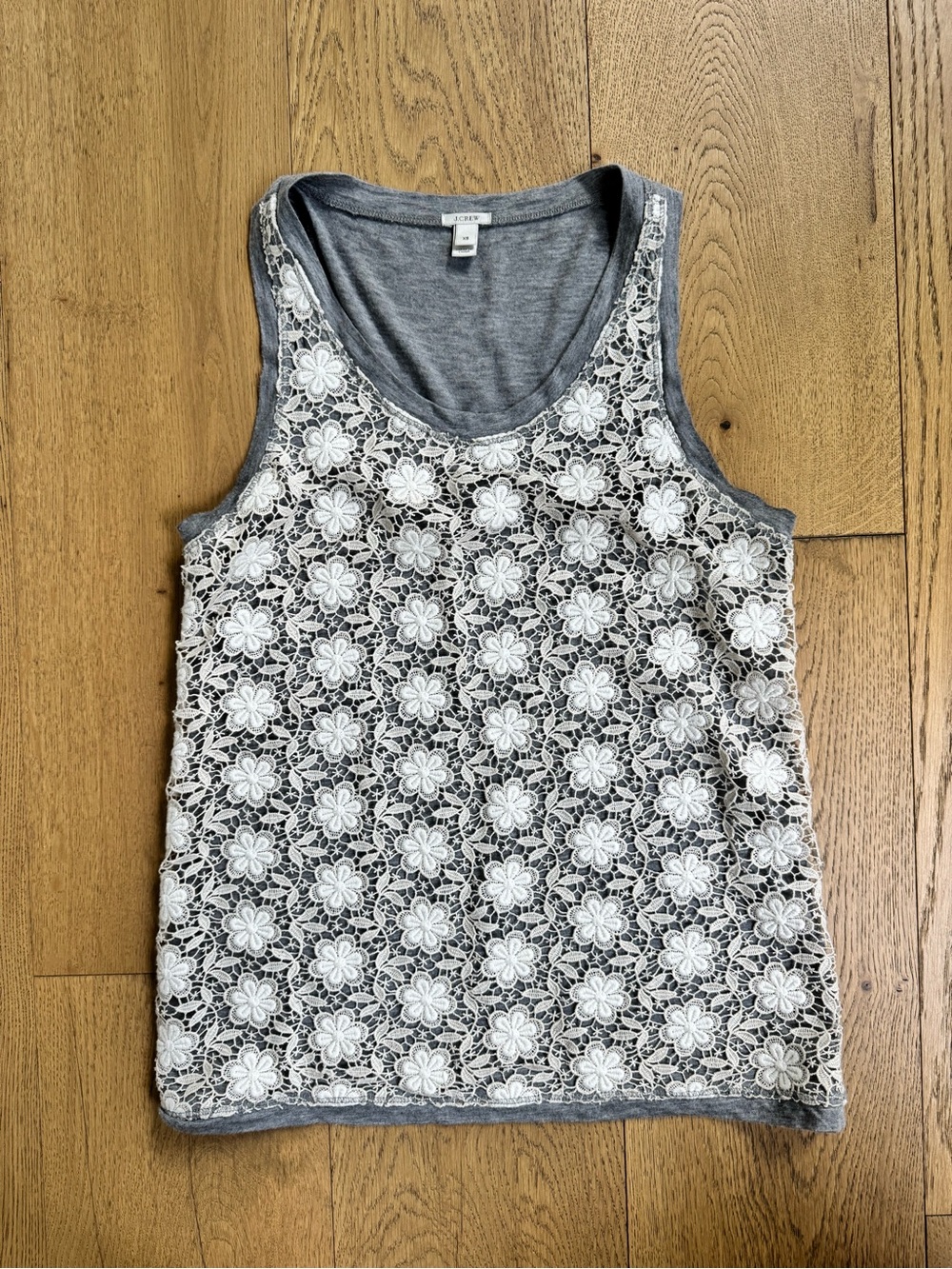 Knit flower tank with heather grey background